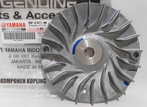 YAMAHA AEROX ORIGINAL PART 2DPE761100 2DP-E7611-00 SHEAVE, PRIMARY FIXED