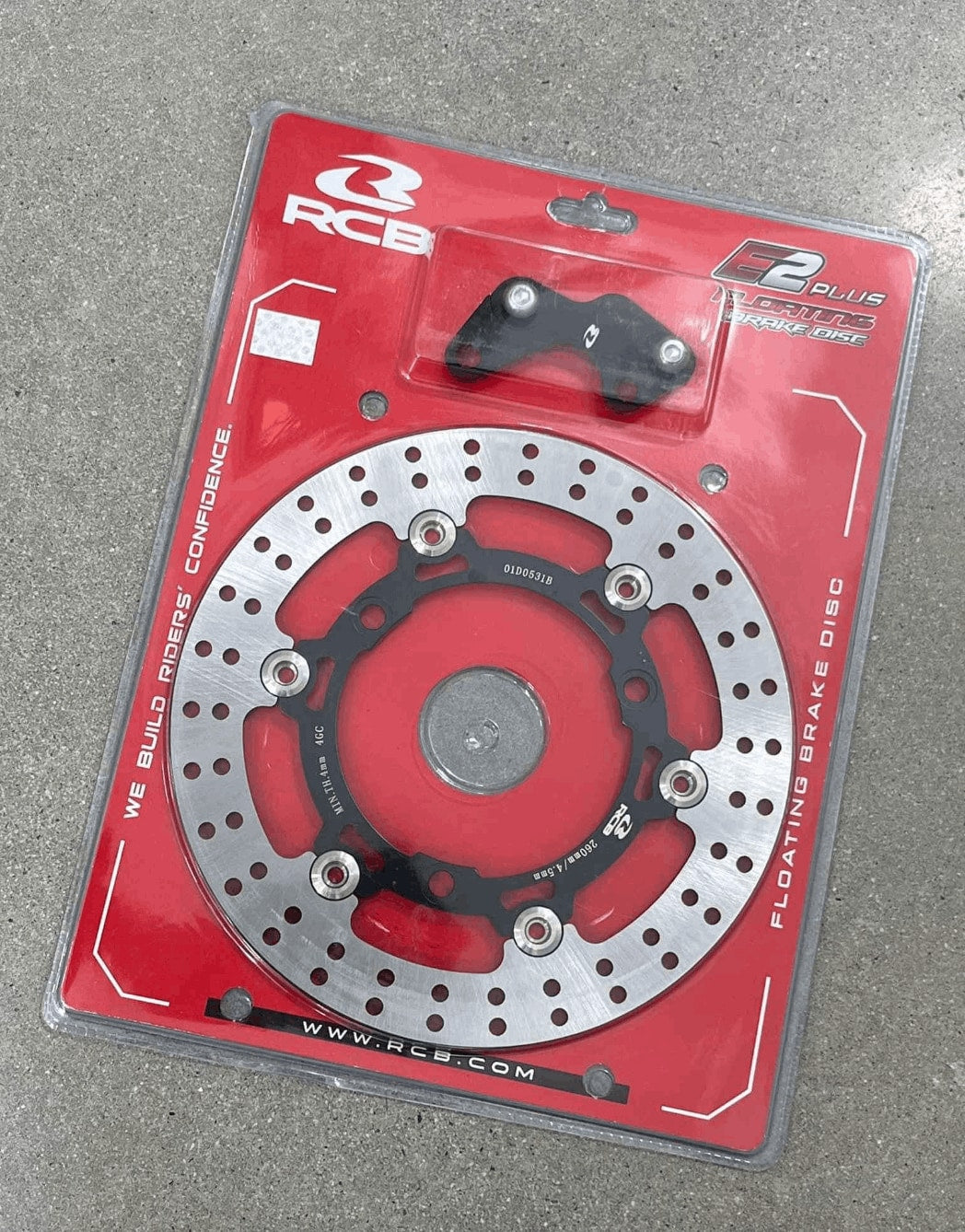 RCB STEEL FLOATING BRAKE DISC E2+ SERIES AEROX 260MM - BLACK (WITH BRACKET). 01D0531B