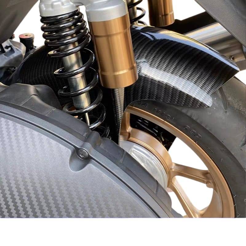 YAMAHA AEROX ACCESSORIES INDIA YAMAHA AEROX REAR TYRE HUGGER REAR TYRE FENDER CARBON