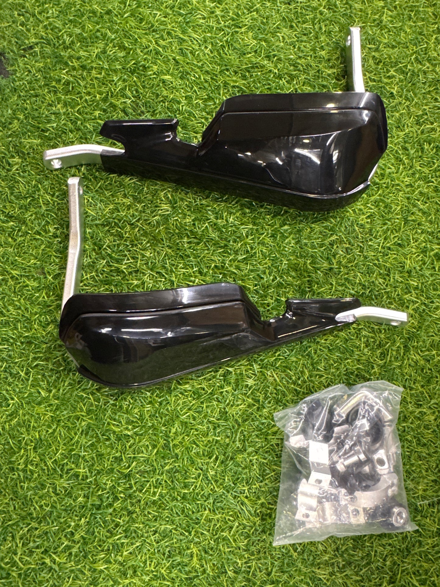 BB V2 PLAIN HAND GAURD