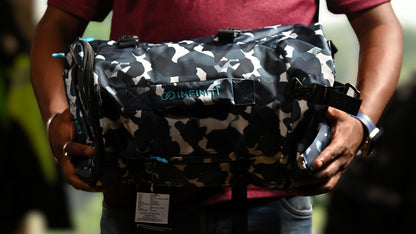 INFINITI DUFFLE BAG CAMO SMALL - 15LITRES