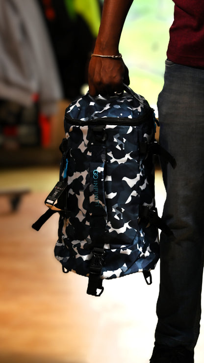 INFINITI DUFFLE BAG CAMO SMALL - 15LITRES