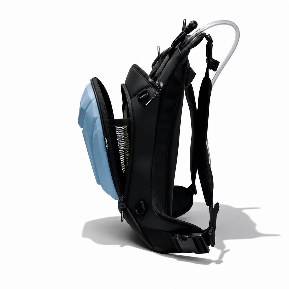 VANTORA Flux 10L Backpack with Hydration Bladder