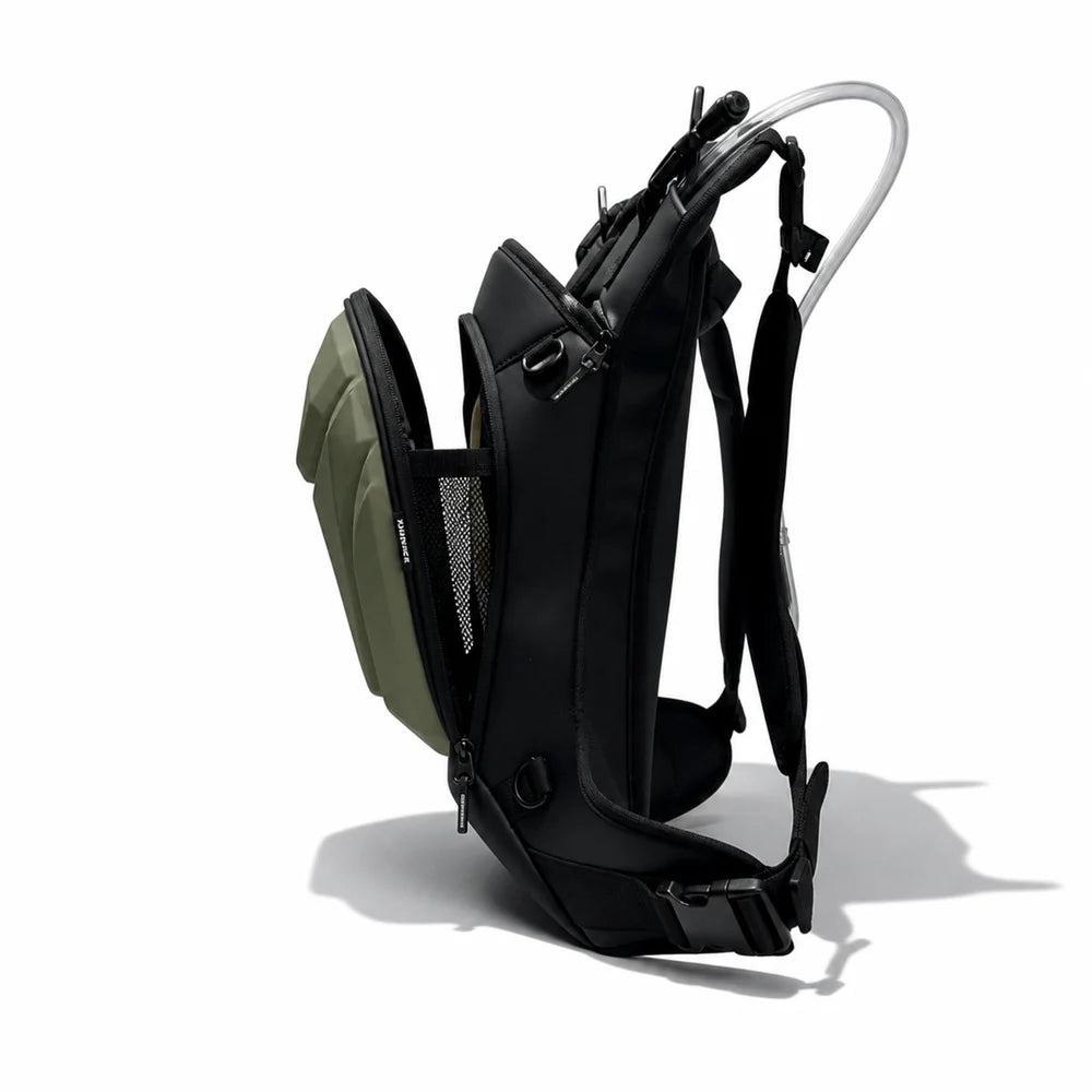 VANTORA Flux 10L Backpack with Hydration Bladder