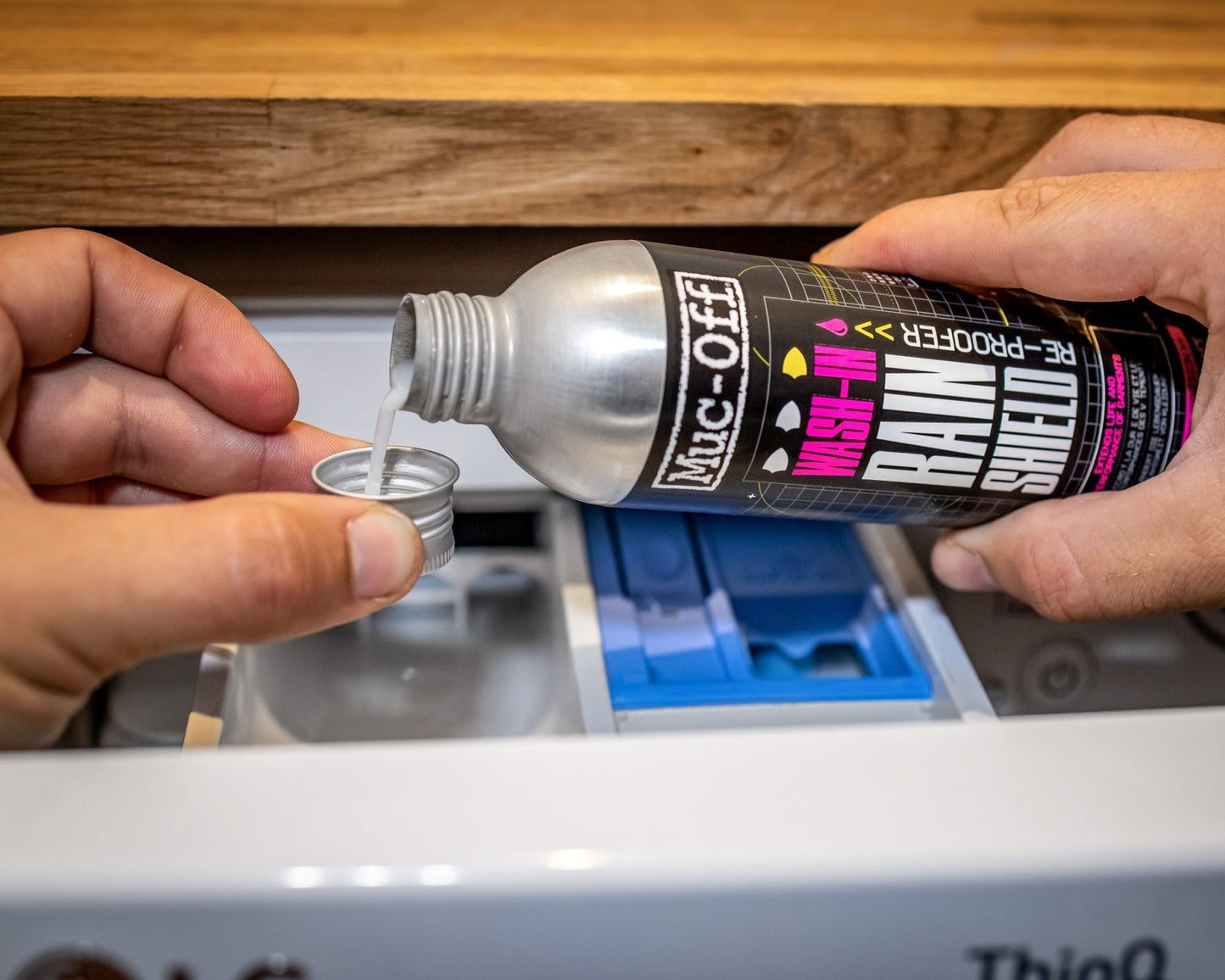 Muc Off Wash In Rain Shield Re Proofer 300ml