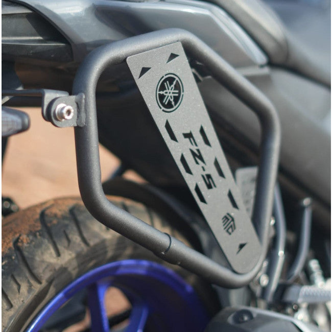 SADDLE STAY FOR FZ-S V3/V4