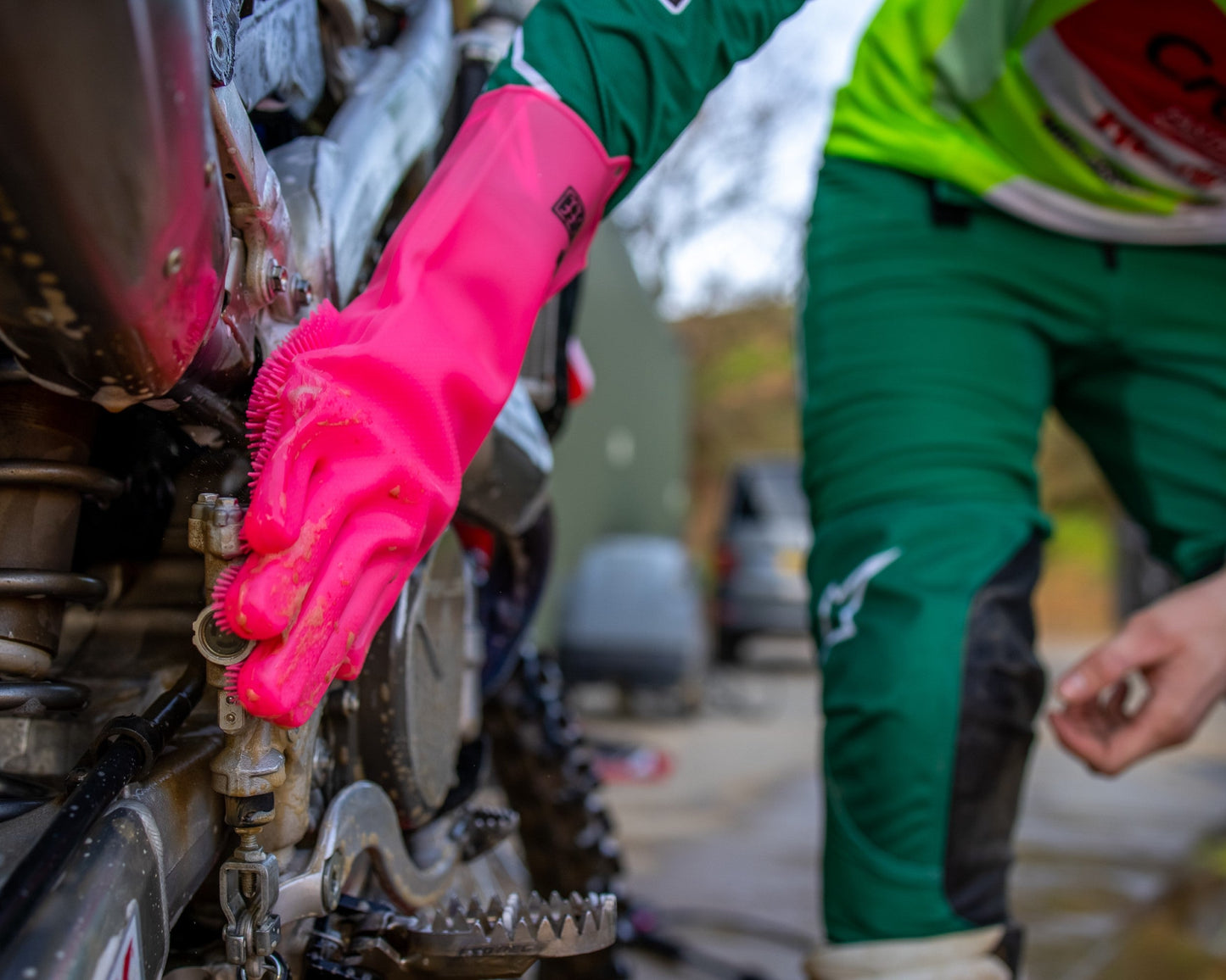 Muc Off Deep Scrubber Gloves