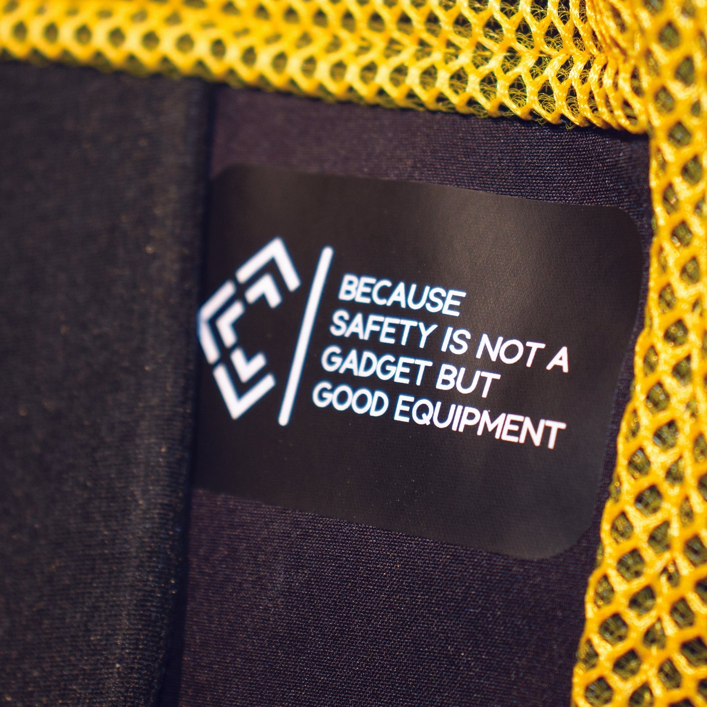 Flowmotion Jacket - Yellow