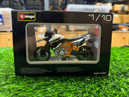 KTM 990 Supermoto R White 1:18 Bburago diecast scale model bike collectible