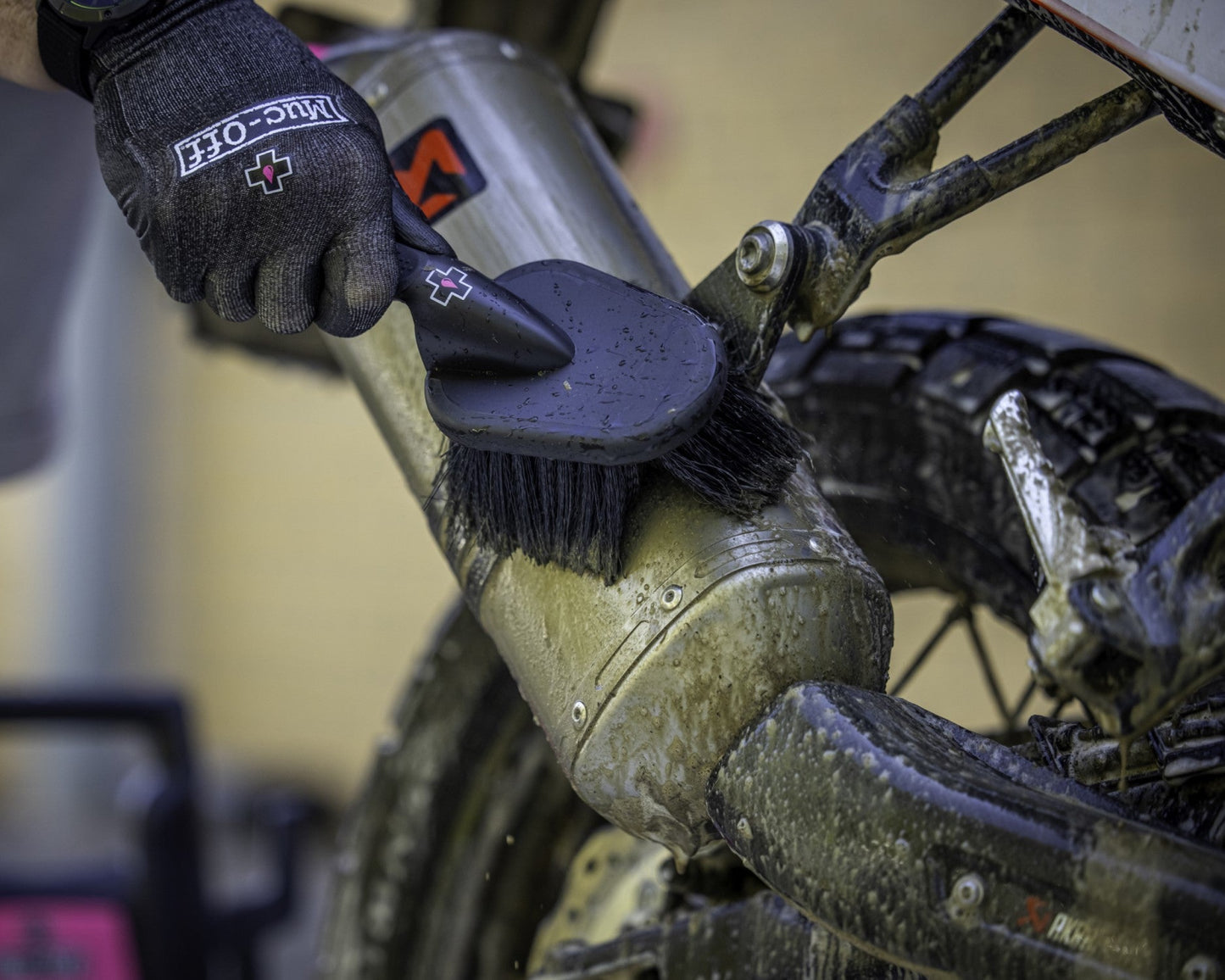 Muc Off Soft Washing Brush