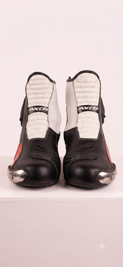 AXOR SLICKS RIDING BOOTS BLACK RED WHITE (TOE SLIDER MISALINGED)