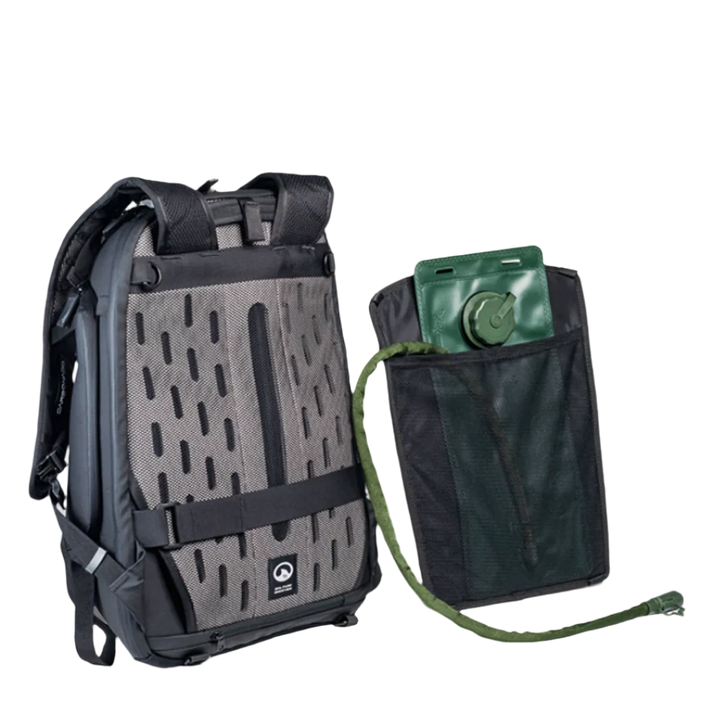 CARBONADO GT3 Hydration Bladder Holder