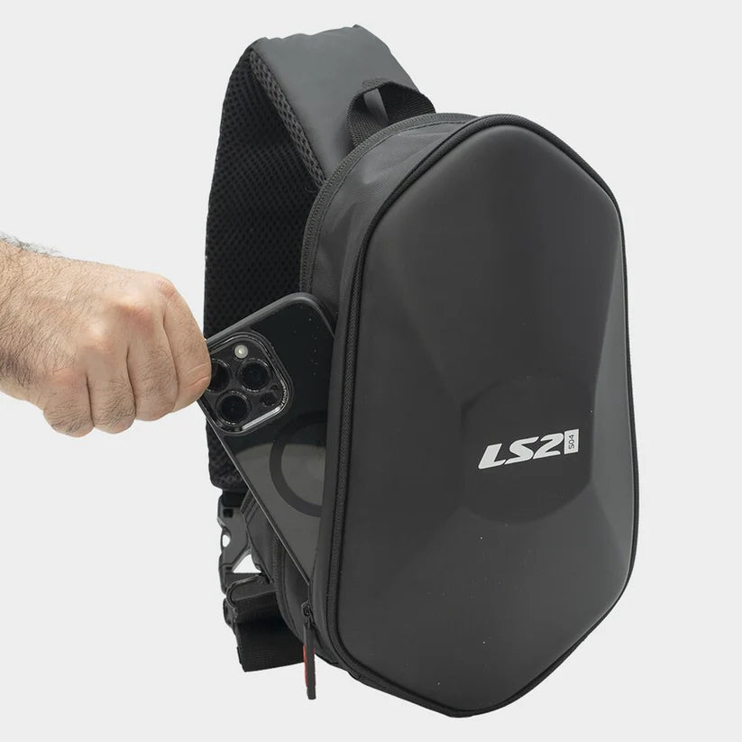 SHIELD 4L SHOULDER BAG
