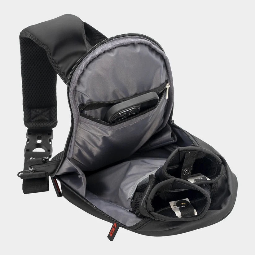 SHIELD 4L SHOULDER BAG