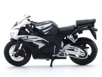 Honda CBR 1000RR 1:18 Maisto Scale Model bike collectible